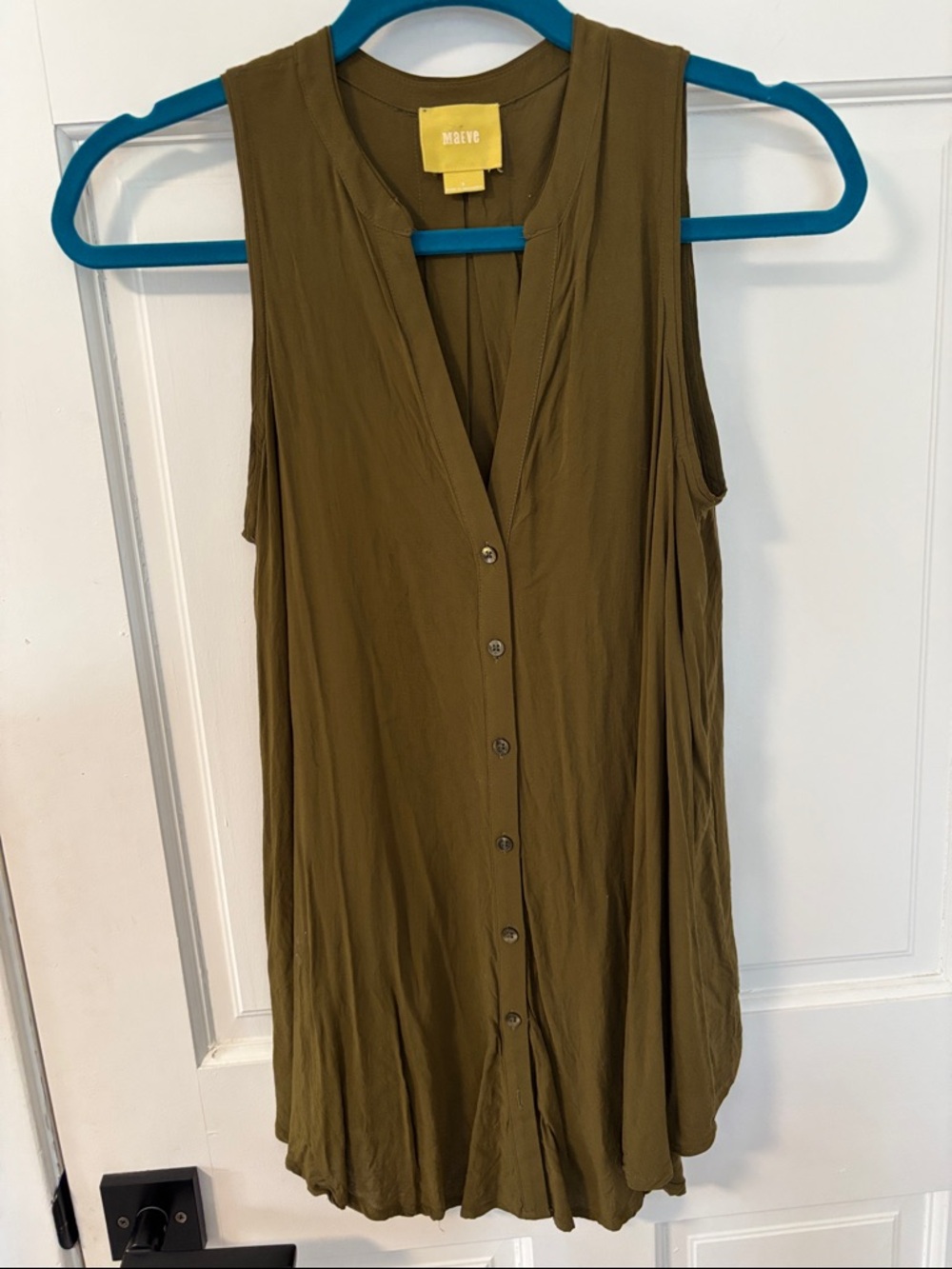 Maeve Olive Sleeveless Button-Front Tank